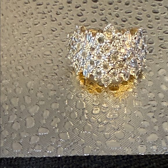 Elegant Moissanite 925 Sterling Silver Cluster Ring Size 5 - Picture 3 of 6